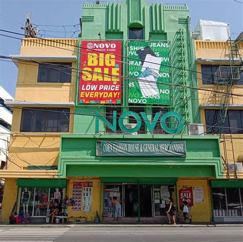 Grocery store in Laoag, Ilocos Region .